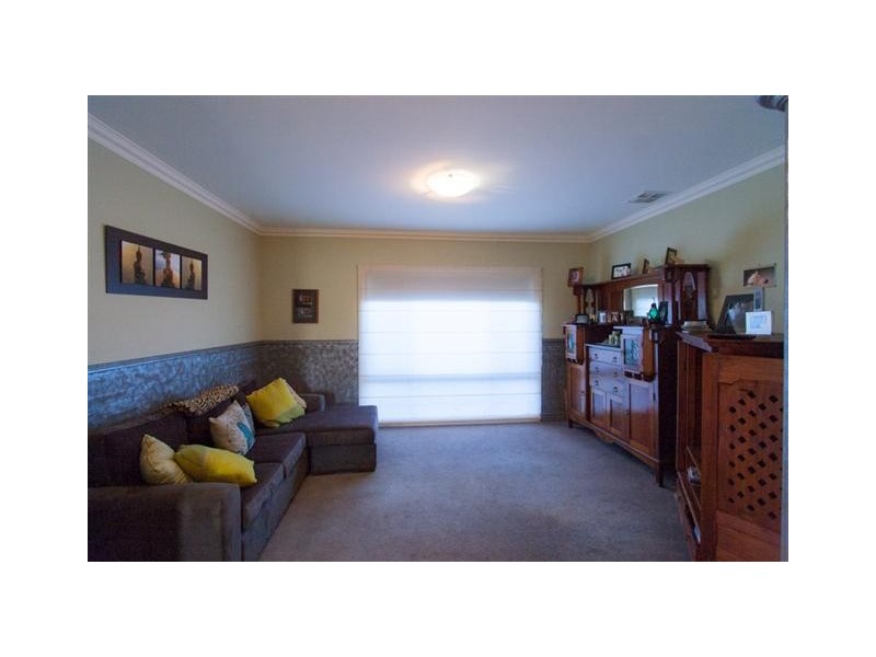 37 Kingfisher Dr West, Moama NSW 2731