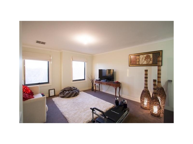 37 Kingfisher Dr West, Moama NSW 2731