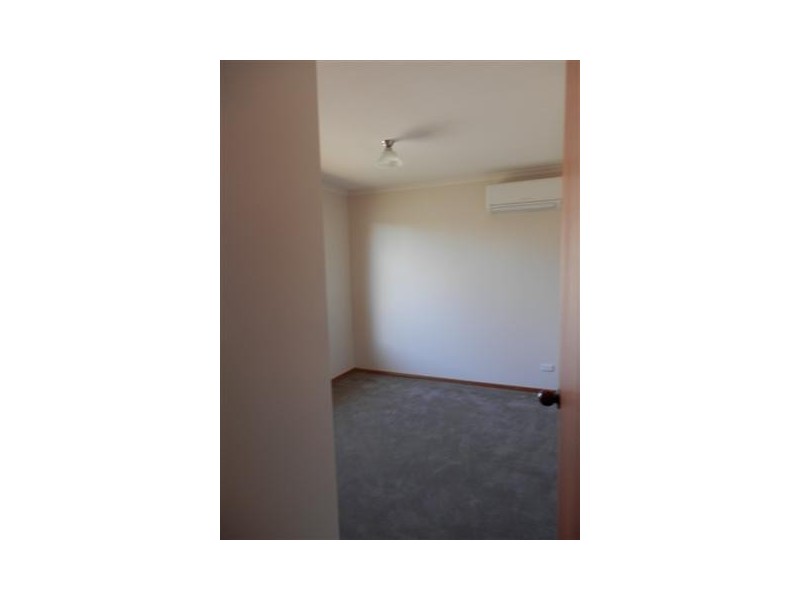 3/102 Crossen St, Echuca VIC 3564