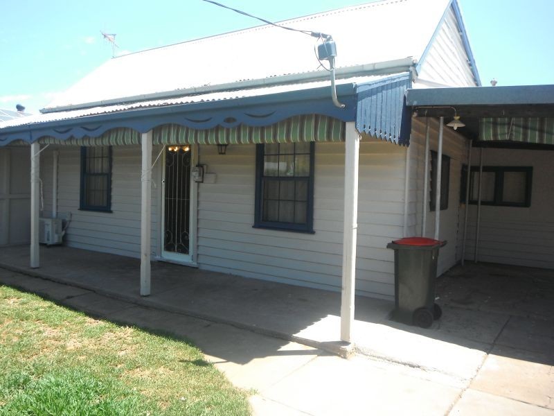 10 Church Street, Nhill VIC 3418