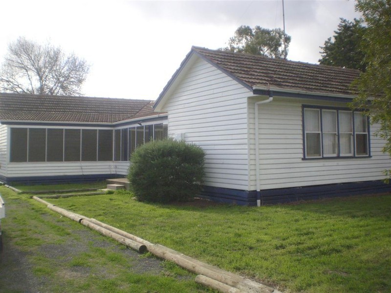 96 Lilac Avenue, Kerang VIC 3579