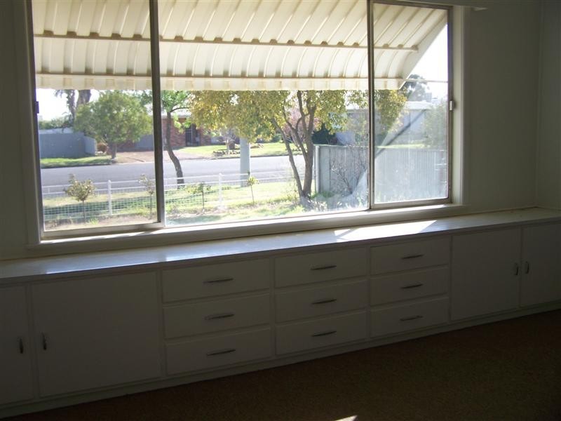 436 Macauley Street, Hay NSW 2711