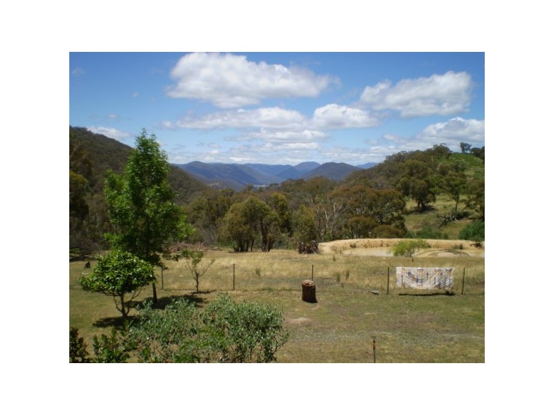 . Windy Corner, Tumut NSW 2720