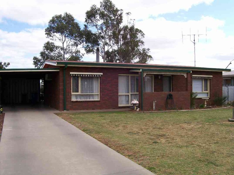 57 FINLEY STREET, Finley NSW 2713