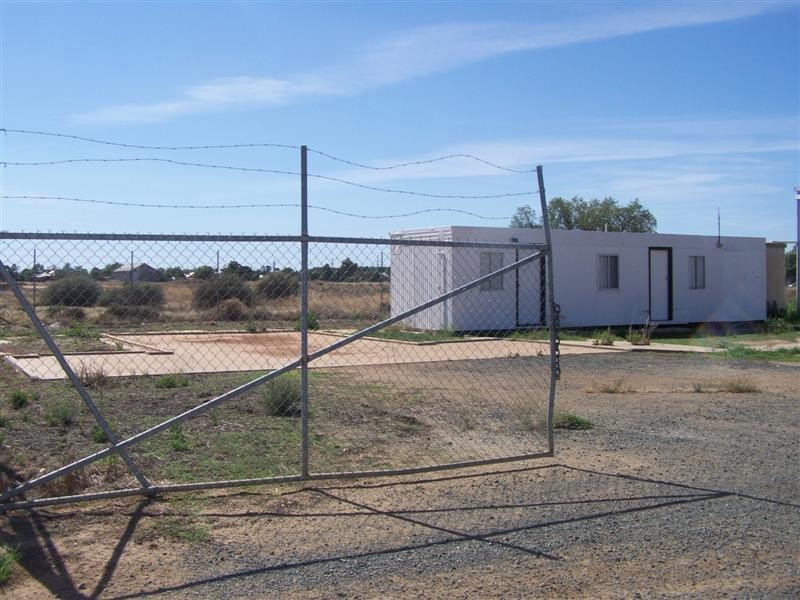 477 Murray, Hay NSW 2711