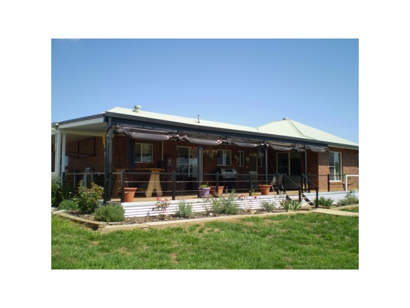 1 Chisholm Street, Tumbarumba NSW 2653