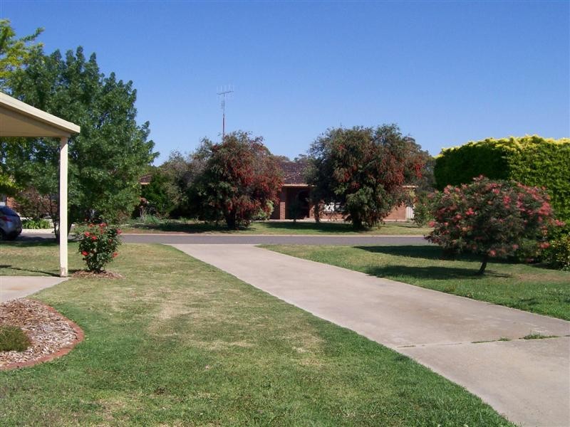 6 BURKE STREET, Finley NSW 2713