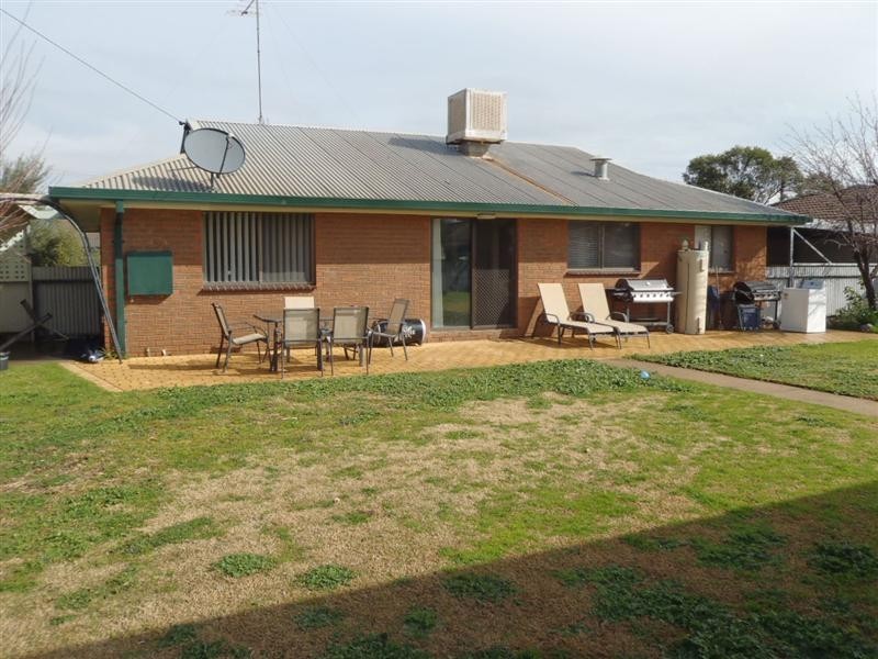 9 Druitt Court, Finley NSW 2713