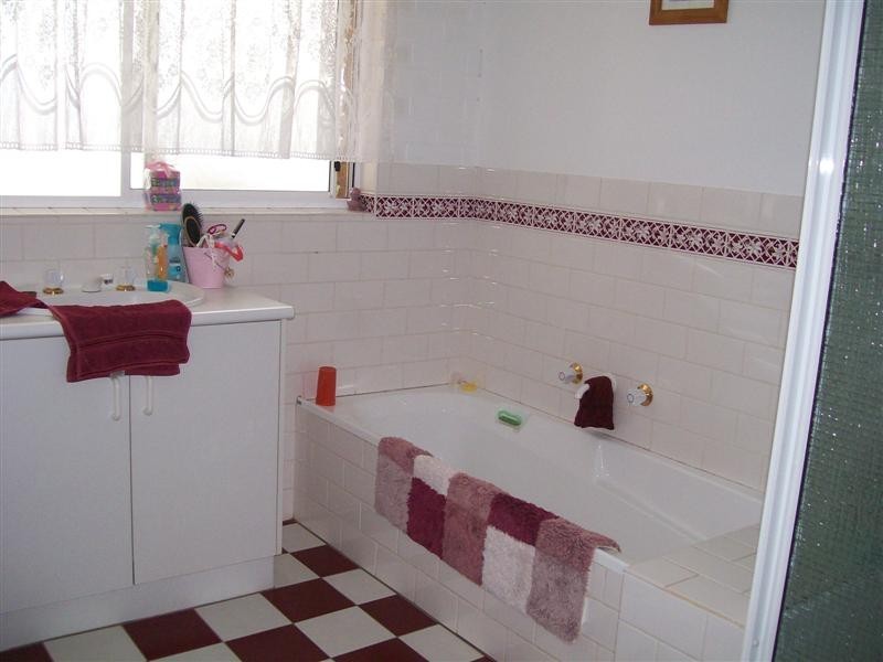 75 Finley St, Finley NSW 2713