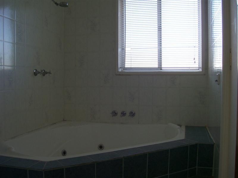 99 coree st, Finley NSW 2713