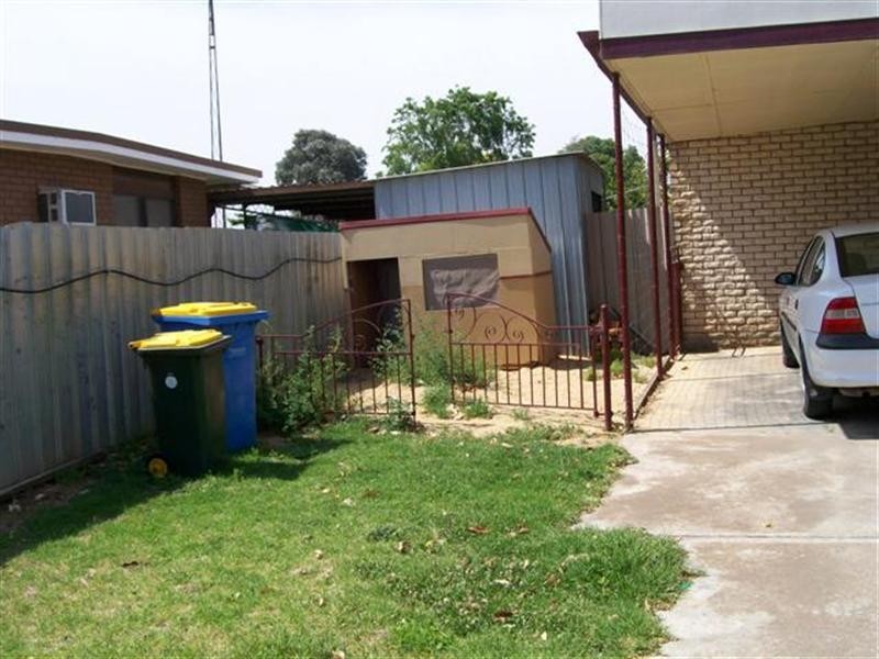 99 coree st, Finley NSW 2713