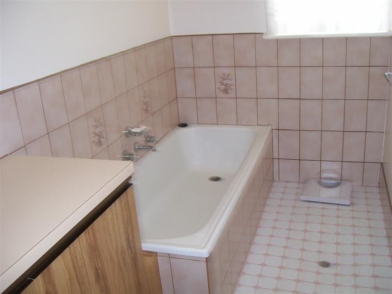 66 Osborne St, Finley NSW 2713