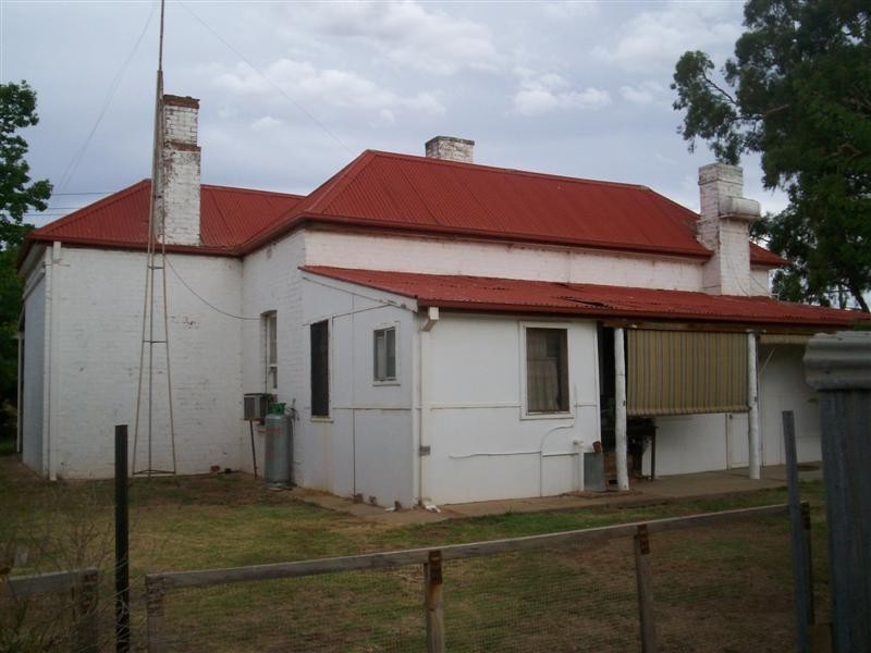 21 DRUMMOND ST, Berrigan NSW 2712