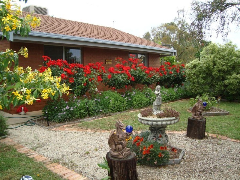 2 Forbes Street, Murrabit VIC 3579