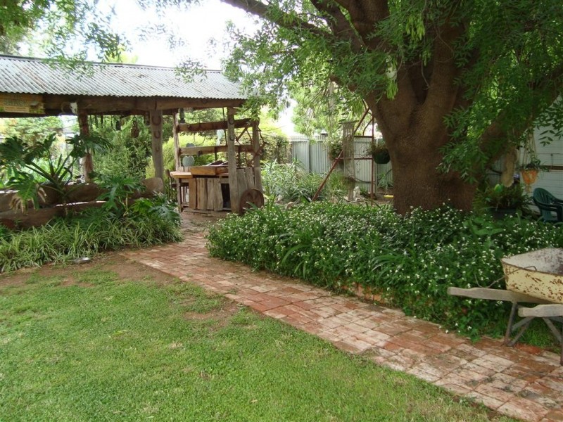 2 Forbes Street, Murrabit VIC 3579