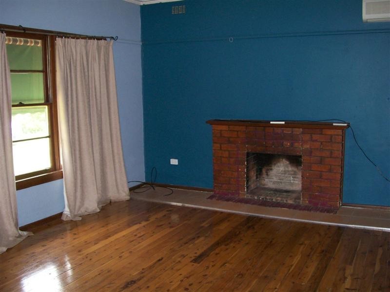 31 Hampden St, Finley NSW 2713