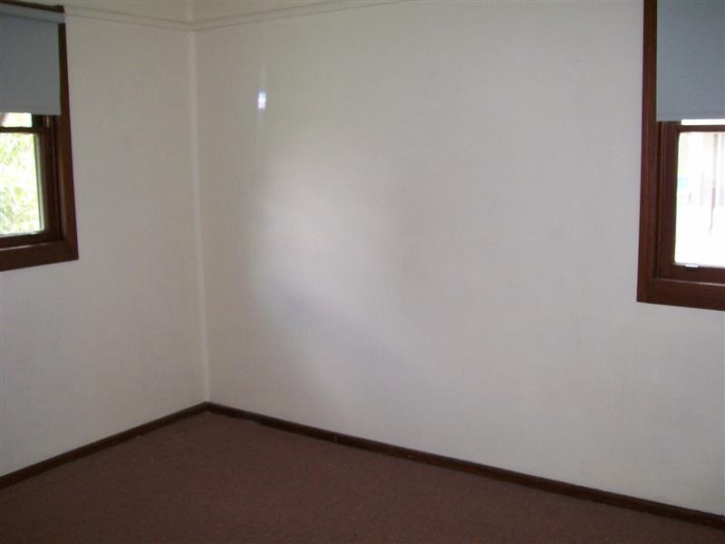 31 Hampden St, Finley NSW 2713