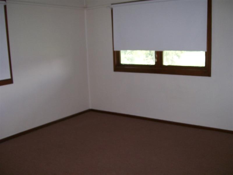 31 Hampden St, Finley NSW 2713