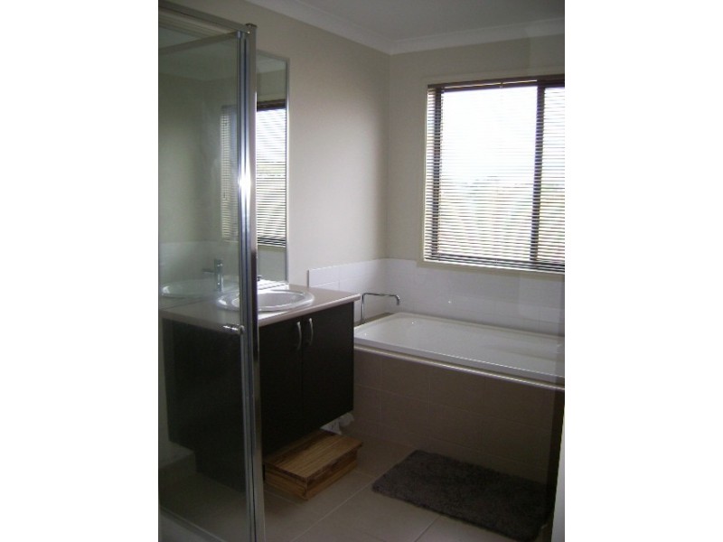 48 Collins Road, Kerang VIC 3579