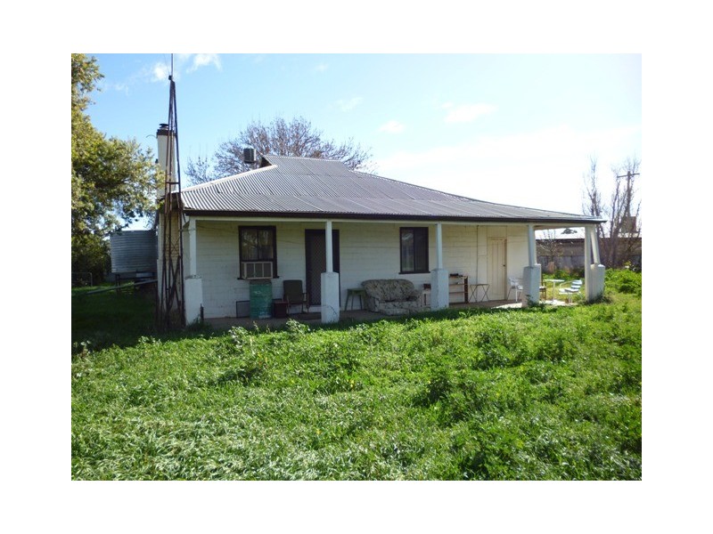 00 Howe St, Finley NSW 2713