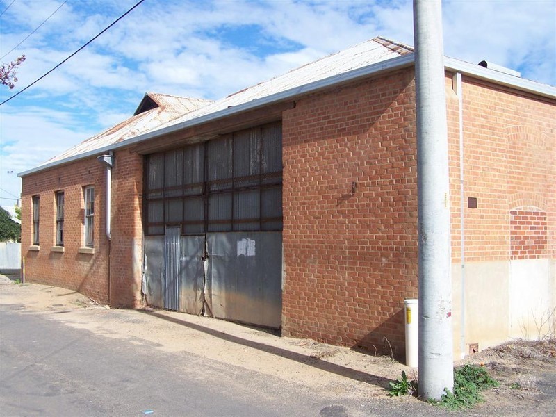 79 Lachlan Street, Hay NSW 2711