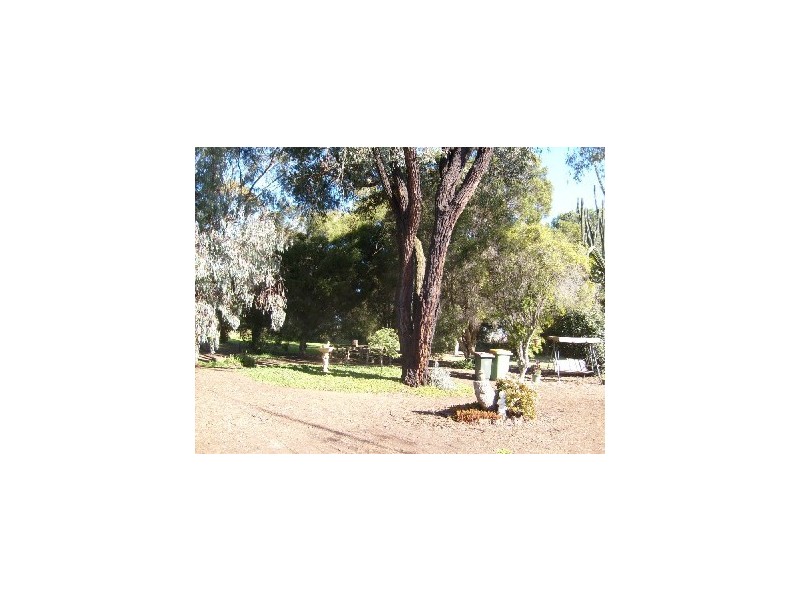 2240 McKenzie Road, Tongala VIC 3621