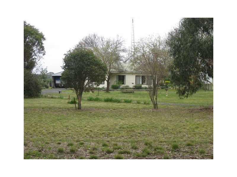 554 Edenhope-Charam Rd, Edenhope VIC 3318