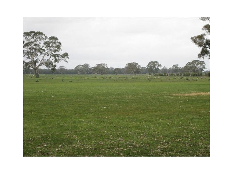 554 Edenhope-Charam Rd, Edenhope VIC 3318