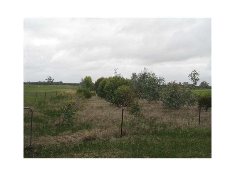 554 Edenhope-Charam Rd, Edenhope VIC 3318