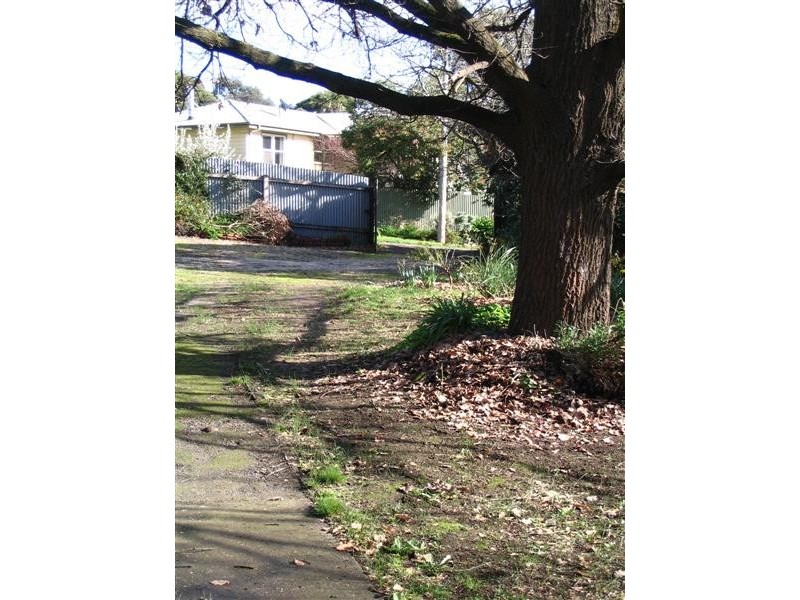 8 Welch Street, Yea VIC 3717