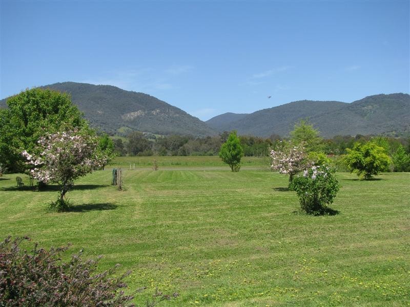 785 Back Eildon Road, Eildon VIC 3713