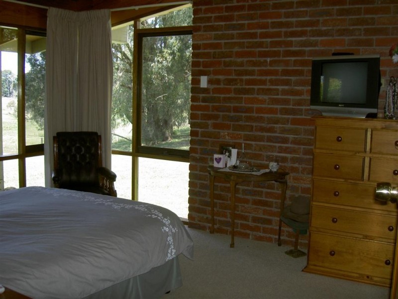 69 Parkview Drive, Lancefield VIC 3435