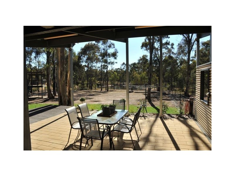 181 Binks Road, Strathfieldsaye VIC 3551
