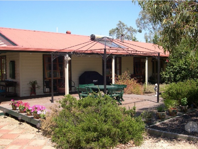 96 Gooch Road, Stratford VIC 3862