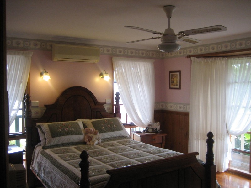 96 Gooch Road, Stratford VIC 3862