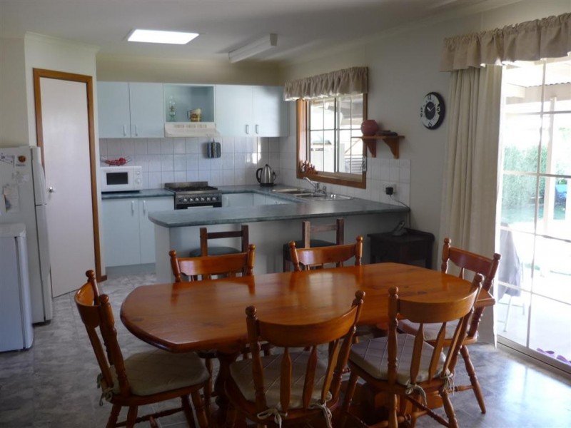 14 Hawken Street, Leitchville VIC 3567