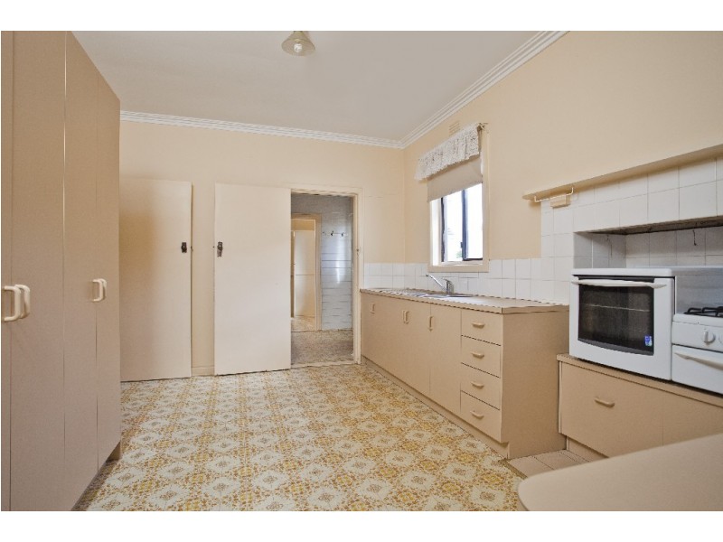 99 Condon Street, Kennington VIC 3550