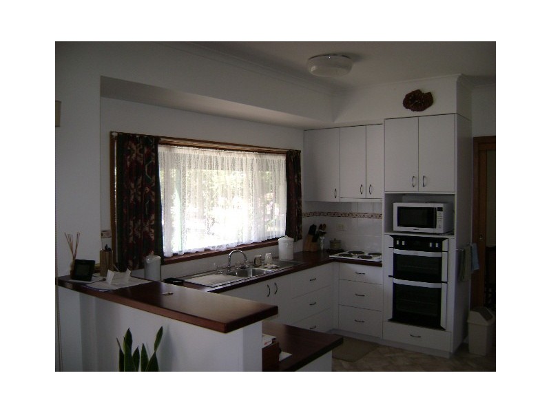 367 Murray Valley Highway, Kerang VIC 3579