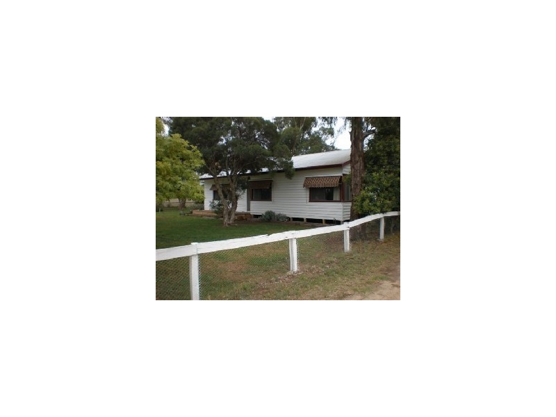 31 Flanagans Lane, Deniliquin NSW 2710