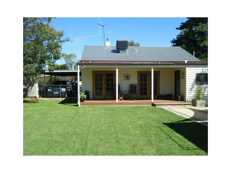 22 Fuller Avenue, Rochester VIC 3561