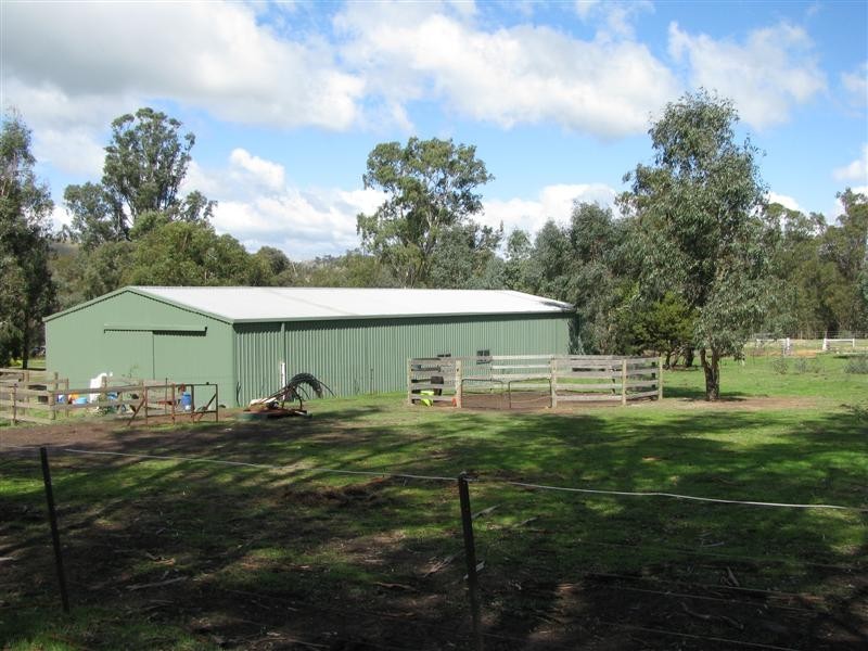 9 Back Johnston Creek Rd, Alexandra VIC 3714