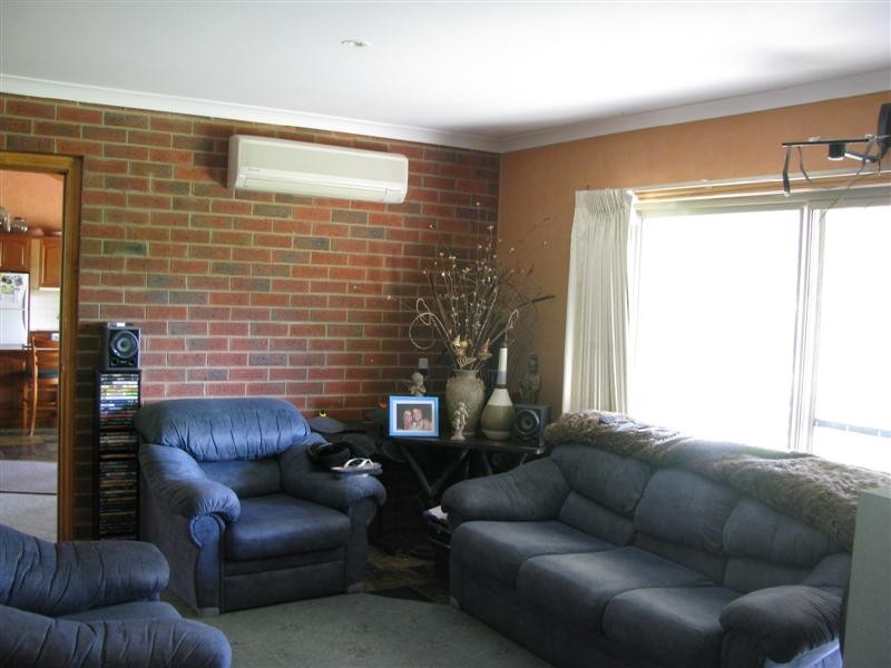 9 Back Johnston Creek Rd, Alexandra VIC 3714