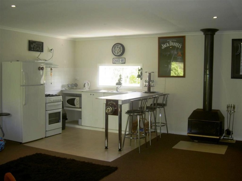 Wandong VIC 3758