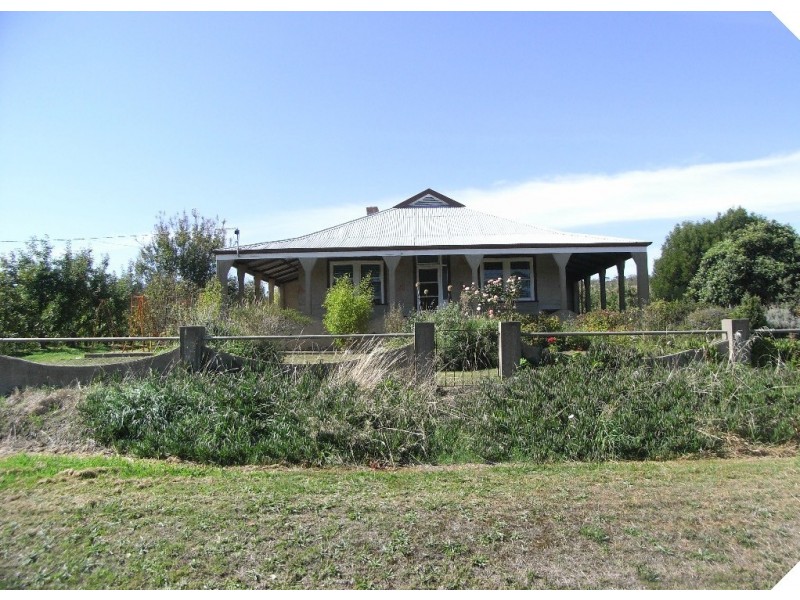 68 Peelers Road, Harcourt VIC 3453