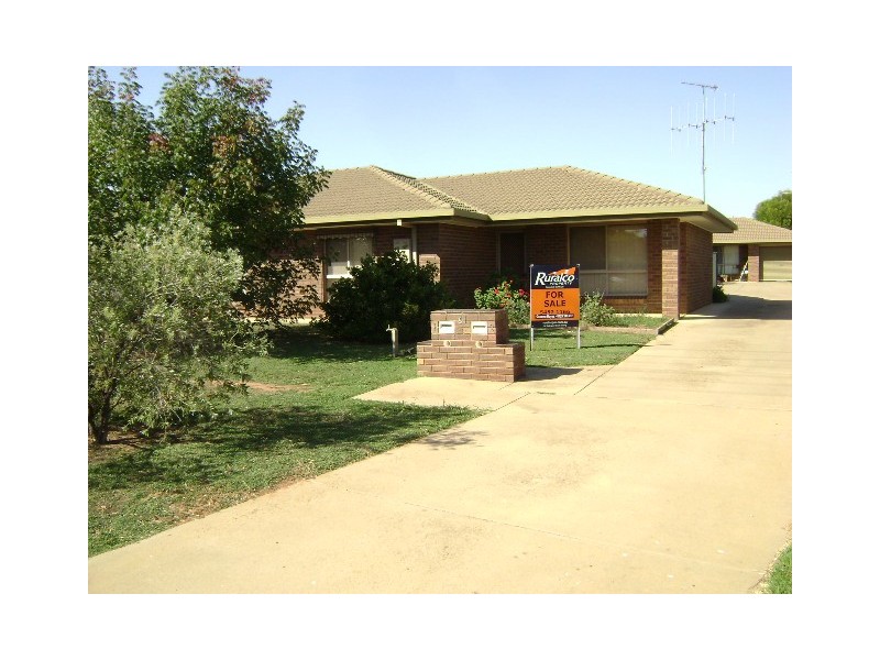 1/61 Shadforth Street, Kerang VIC 3579