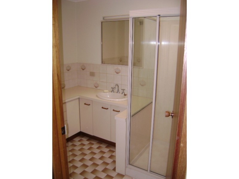 1/61 Shadforth Street, Kerang VIC 3579