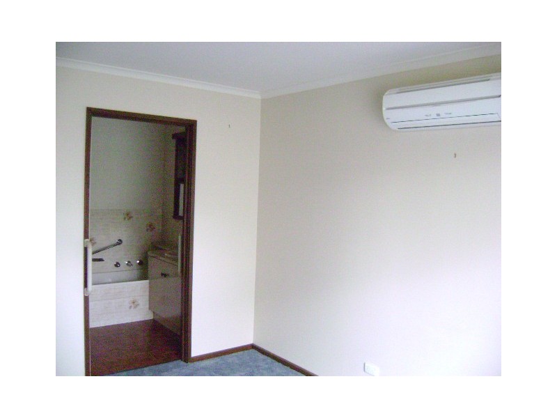 12 Mitchell Street, Kerang VIC 3579