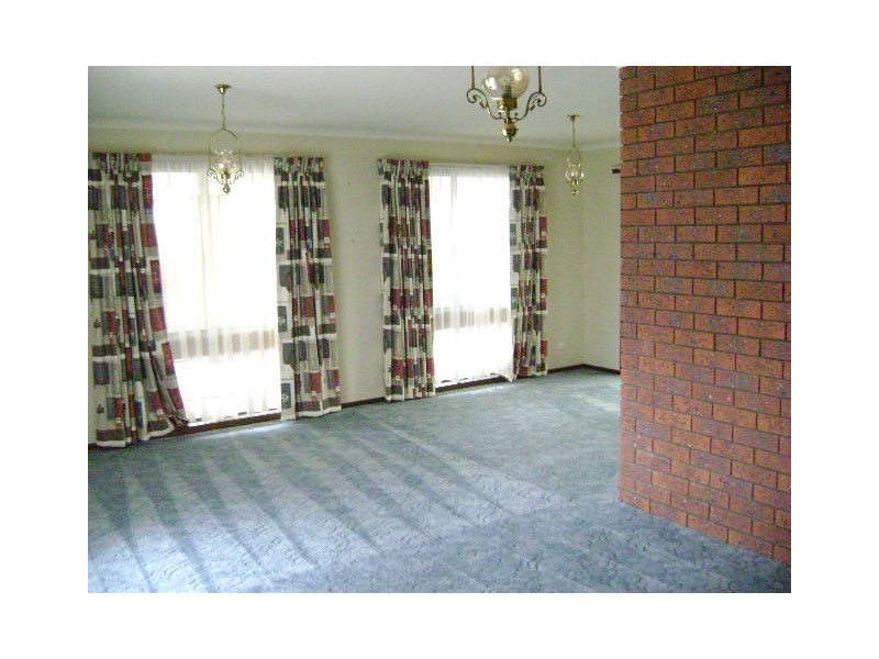 12 Mitchell Street, Kerang VIC 3579