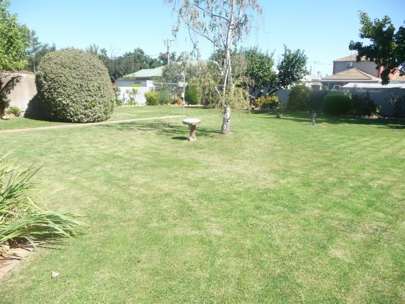 77 Michie Street, Elmore VIC 3558