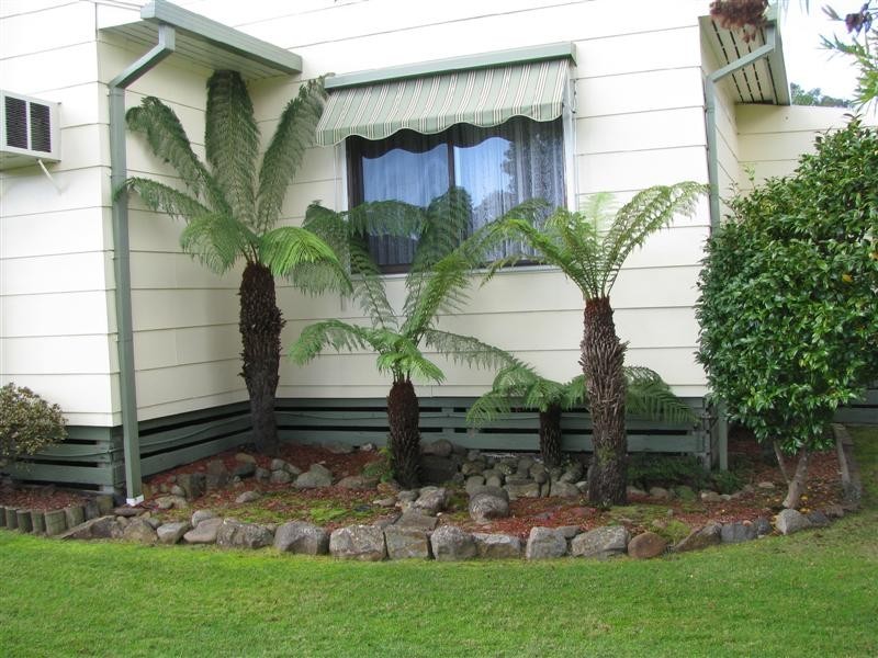 4 Ninth Street, Eildon VIC 3713